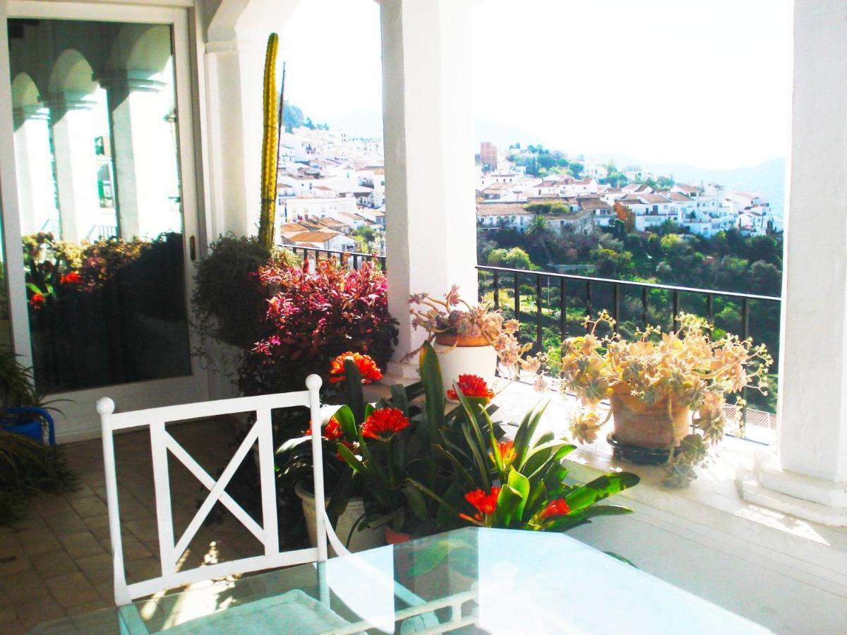 Gaucin Apt Private Heated Pool Luaran gambar